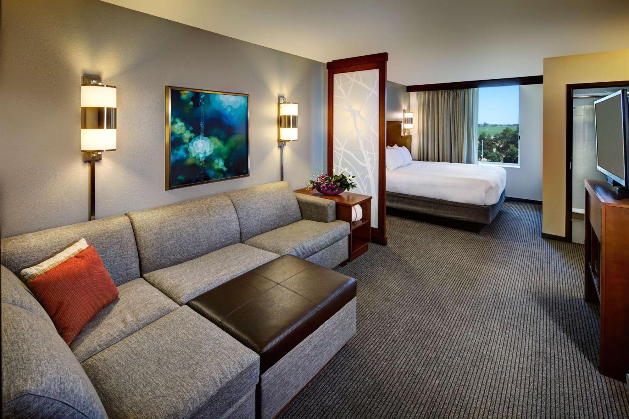 Hyatt Place Uc Дейвис Екстериор снимка